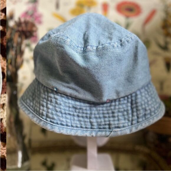 90s Vintage Kids Denim Bucket Hat Front Mini Velcro Pocket Flower Embroidery - Picture 6 of 9